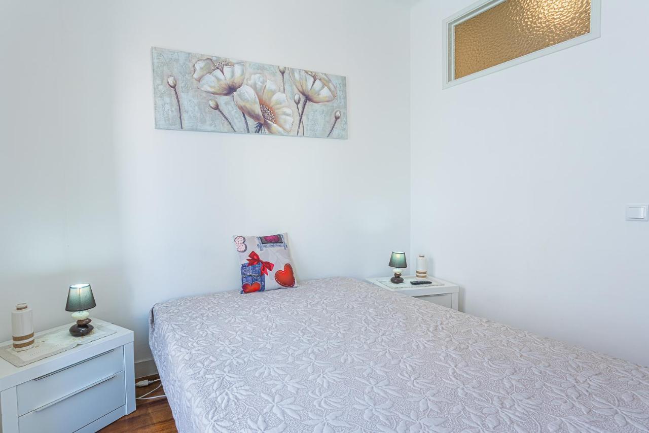 Appartement T3 Carvalho Laranjo Mabilde à Nazaré Extérieur photo